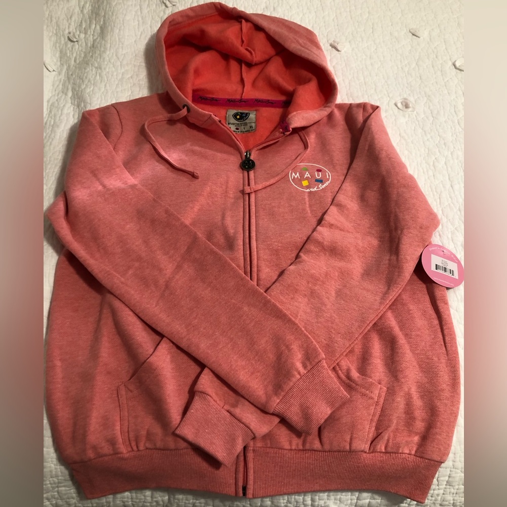 Maui and sons brand new hoodie.